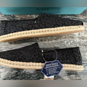 Women’s Tom’s Alpargata Rope slip on.  Size 10